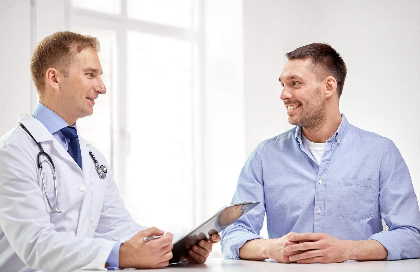 Healthcare provider assisting a client during Methadone addiction treatment in Colorado Springs.